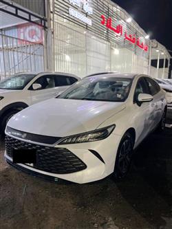 بی وای دی Qin Plus